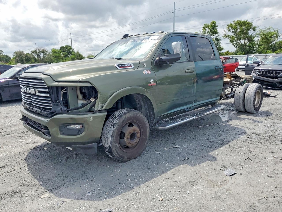 منظر 2021 RAM 3500 LARAMIE، زاوية 1