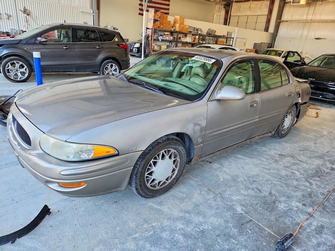 Vue de 2004 BUICK LESABRE LIMITED, angle 1