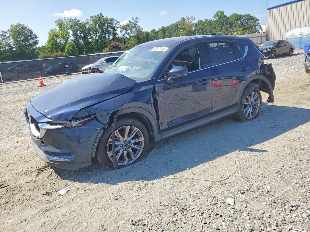 Вид 2020 MAZDA CX-5 GRAND TOURING, угол 1