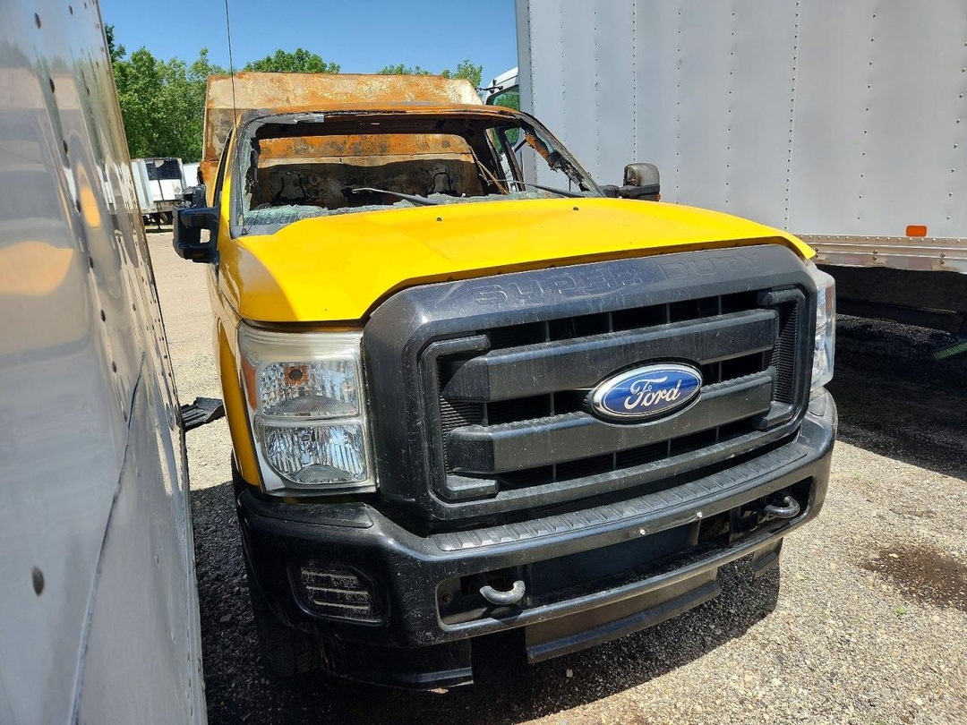 منظر 2011 FORD F350 SUPER DUTY، زاوية 1