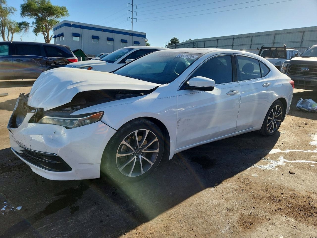 منظر 2015 ACURA TLX TECH، زاوية 1