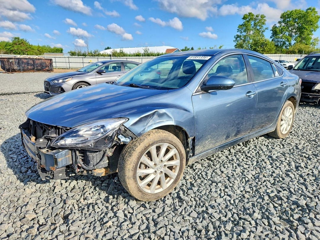 Vue de 2012 MAZDA 6 I, angle 1