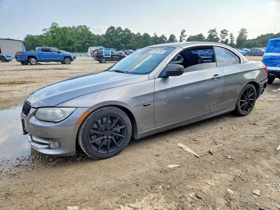 Vue de 2012 BMW 335 I, angle 1