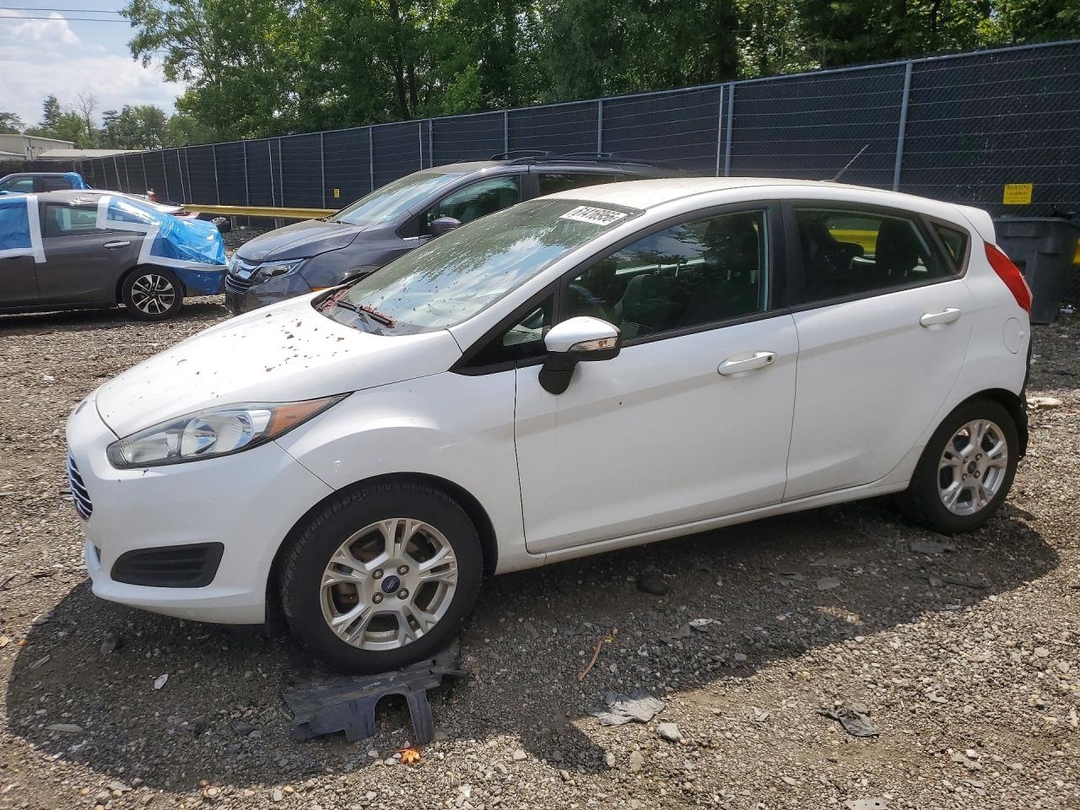 Vedere 2014 FORD FIESTA SE, unghi 1
