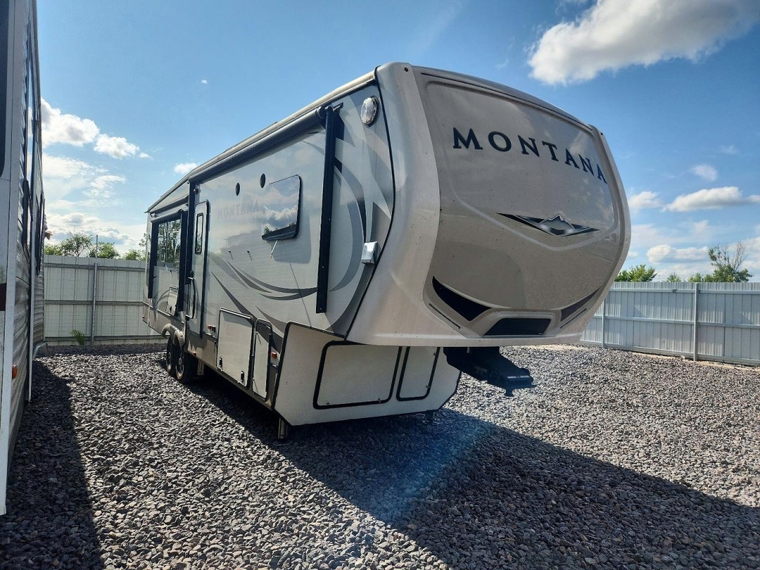 منظر 2019 DUTCHMAN MONTANA CAMPER، زاوية 1