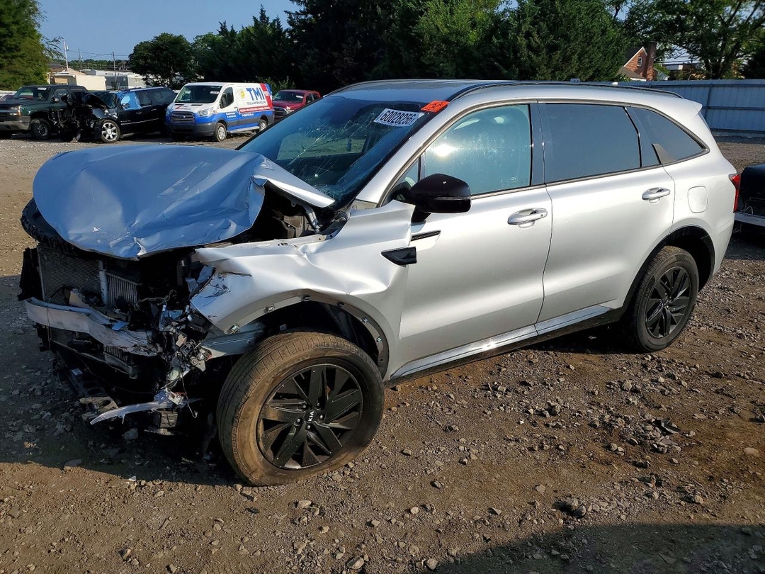 Vista de 2021 KIA SORENTO EX, ángulo 1