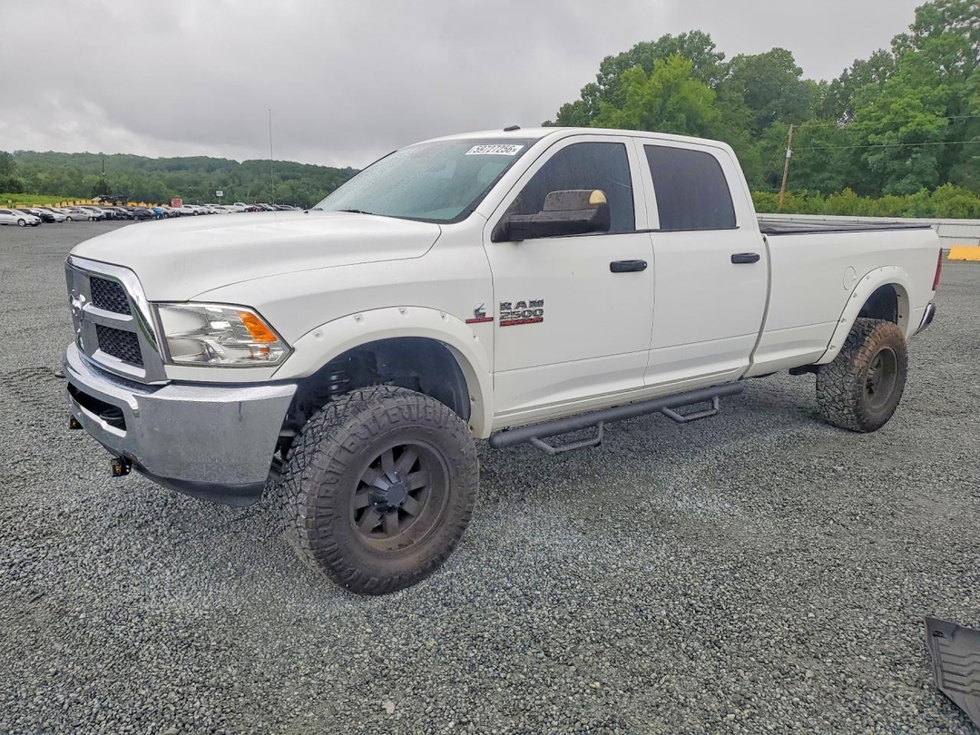 Вид 2013 RAM 2500, угол 1