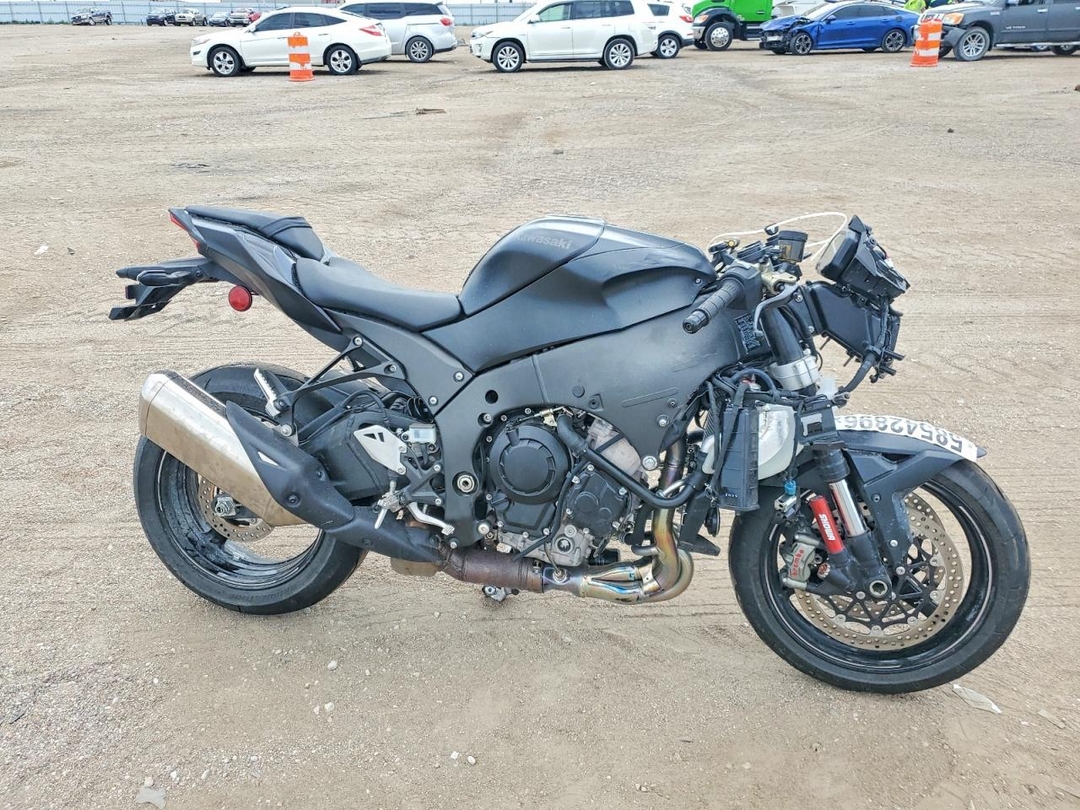 Vue de 2025 KAWASAKI ZX1002 M, angle 1
