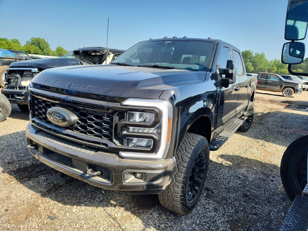 منظر 2025 FORD F350 SUPER DUTY، زاوية 1