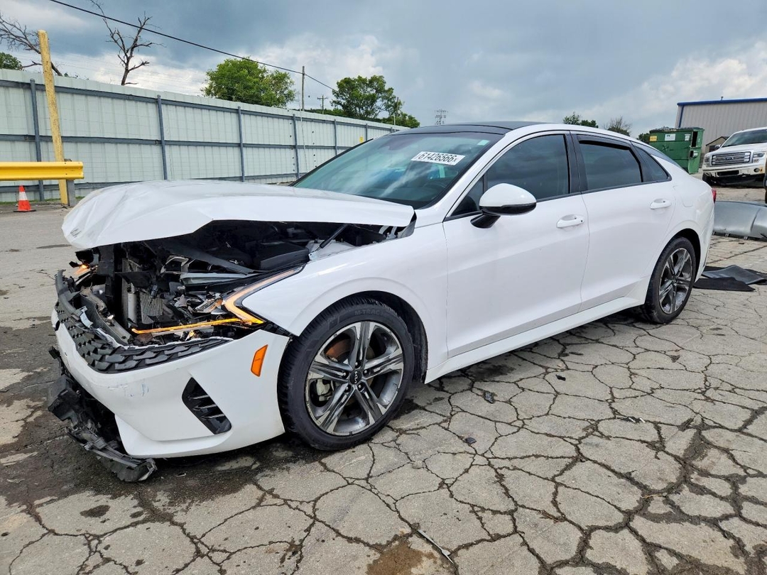 منظر 2023 KIA K5 EX، زاوية 1