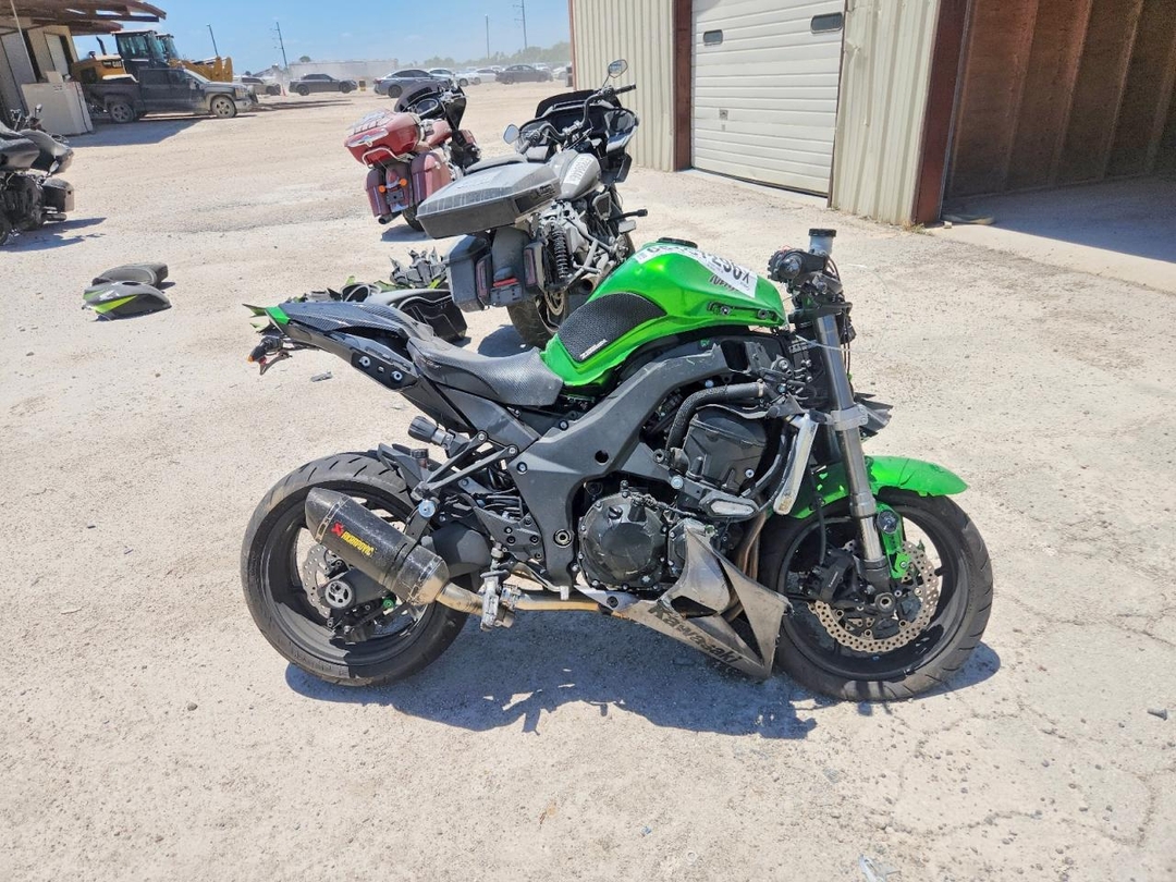 Вид 2017 KAWASAKI ZX1000 W, угол 1