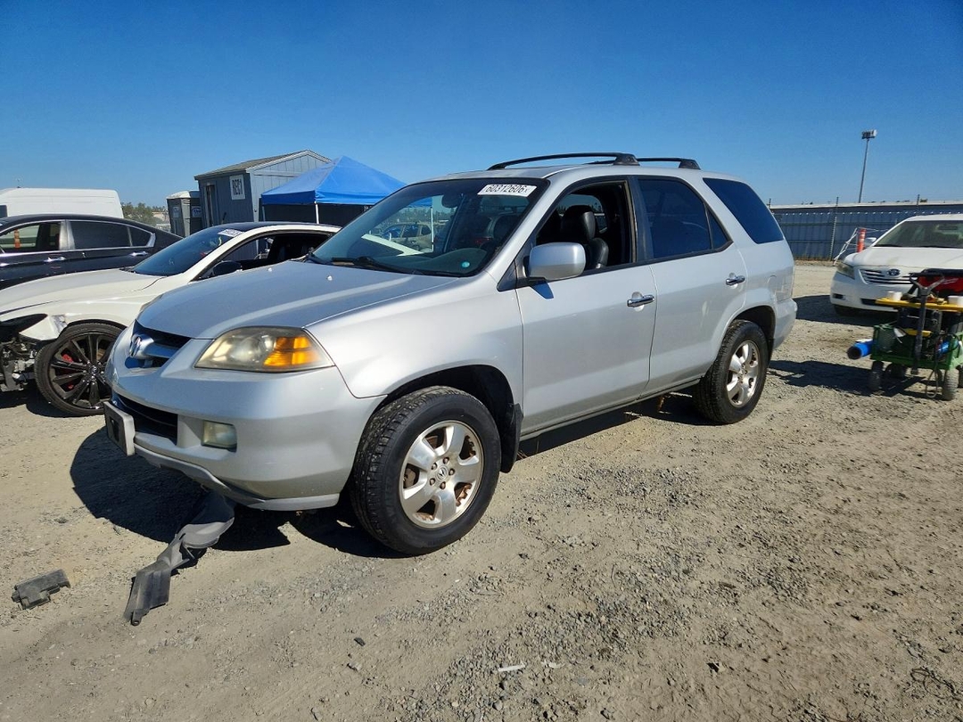 Vue de 2004 ACURA MDX, angle 1