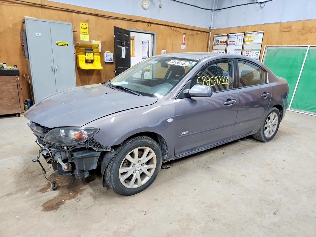 Vue de 2008 MAZDA 3 S, angle 1