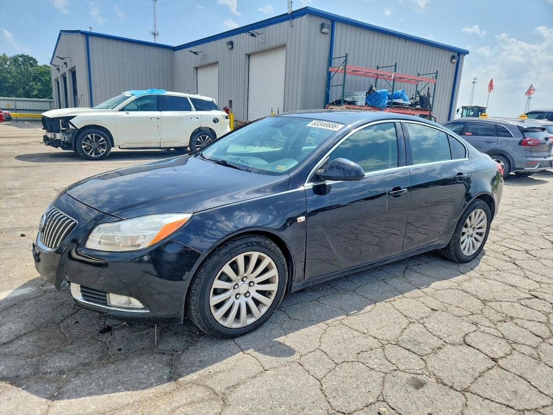 Вид 2011 BUICK REGAL CXL, угол 1