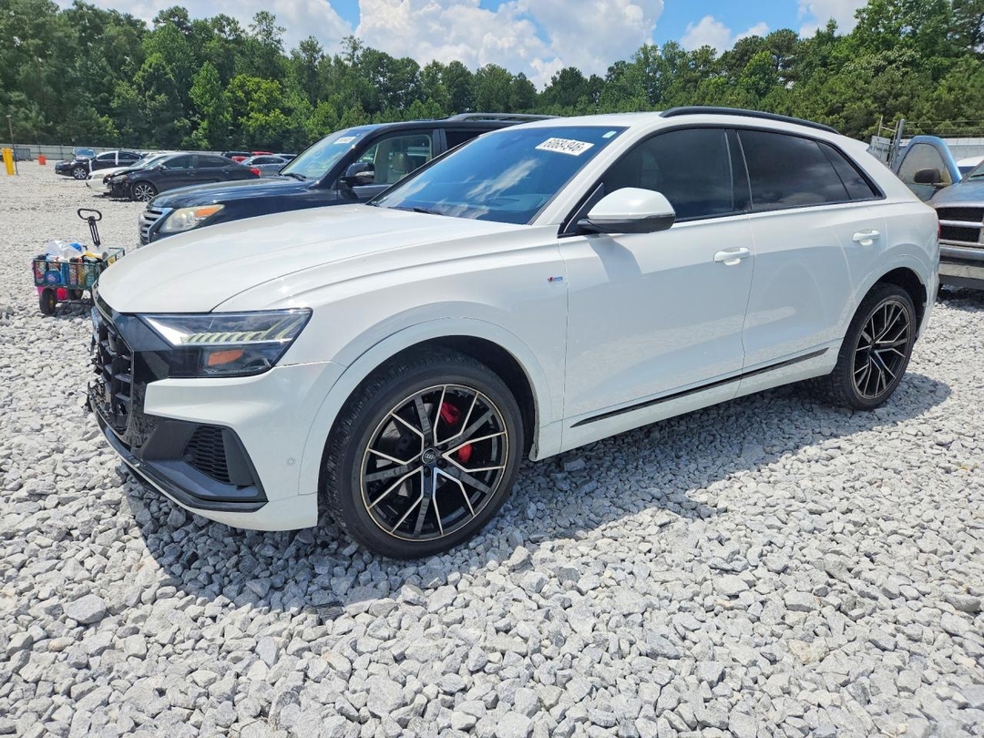 Vue de 2019 AUDI Q8 PRESTIGE S-LINE, angle 1