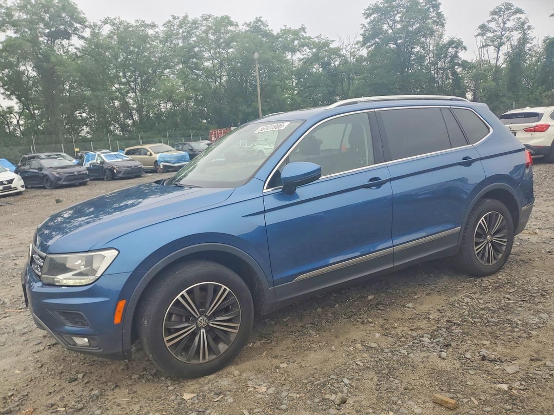 Vedere 2019 VOLKSWAGEN TIGUAN SE, unghi 1