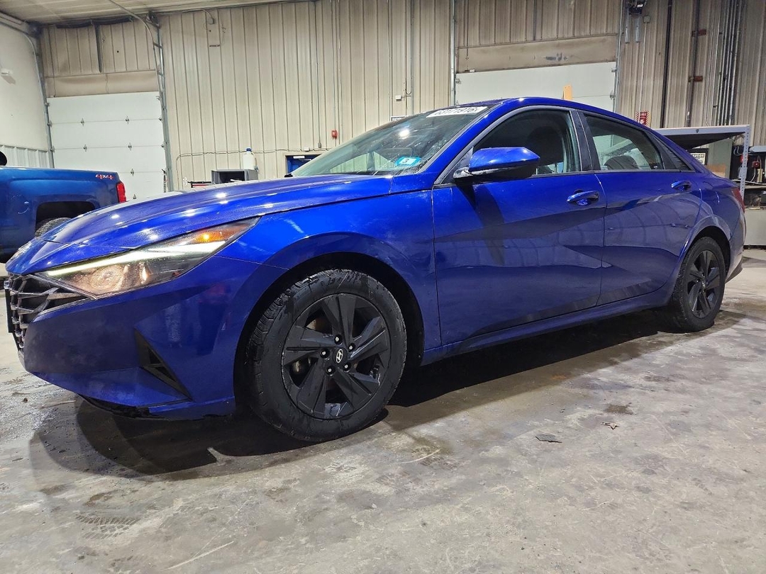 Vue de 2021 HYUNDAI ELANTRA SEL, angle 1