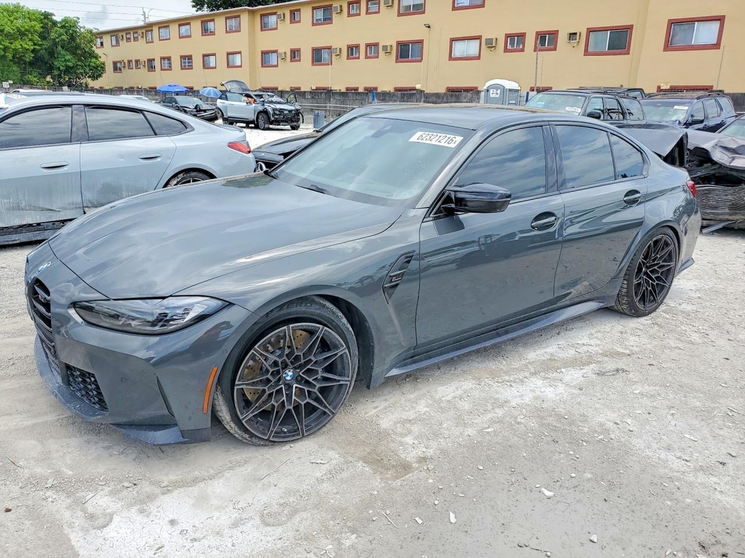 Vista de 2024 BMW M3 COMPETITION, ángulo 1