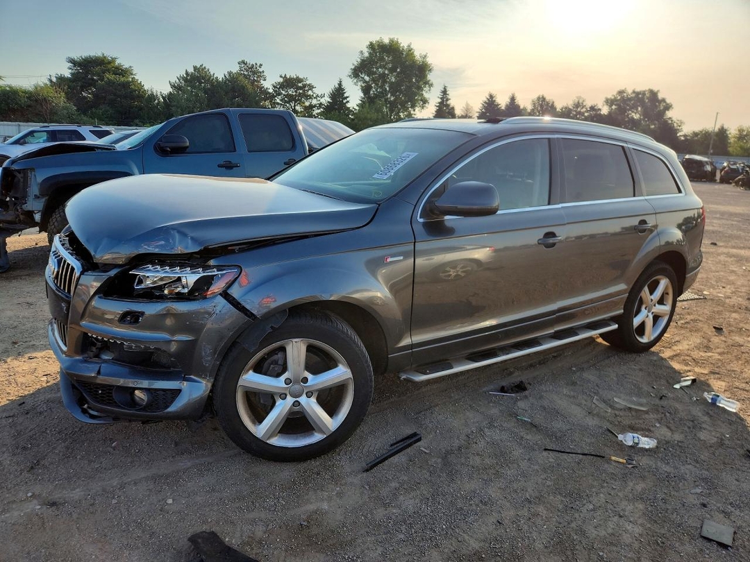 Вид 2015 AUDI Q7 PRESTIGE, угол 1