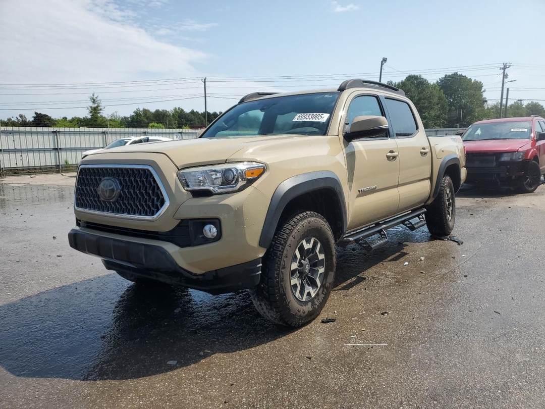 Vedere 2018 TOYOTA TACOMA DOUBLE CAB, unghi 1