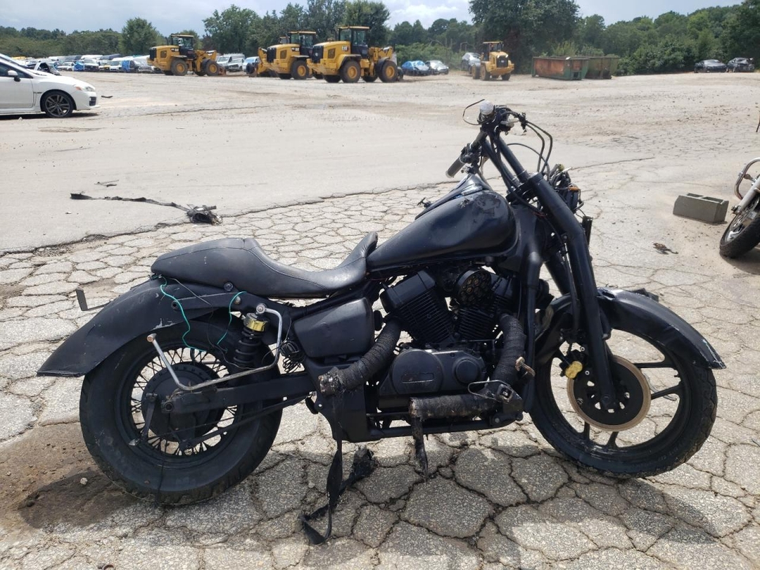 Vista de 2016 HONDA VT750 C2B, ángulo 1