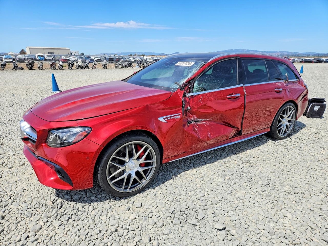 Vue de 2019 MERCEDES-BENZ E 63 AMG-S 4MATIC, angle 1