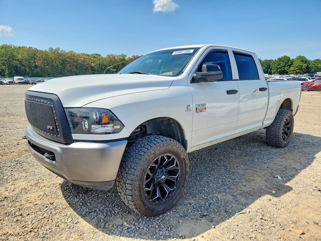 Vue de 2011 DODGE RAM 2500, angle 1