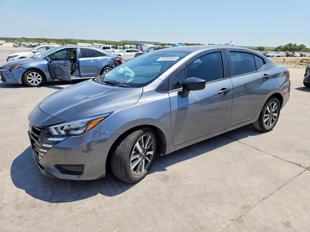 منظر 2025 NISSAN VERSA S، زاوية 1