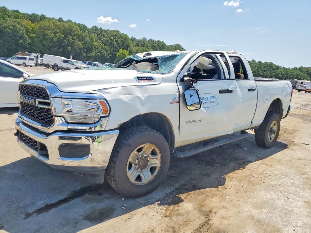 Вид 2022 RAM 2500, угол 1