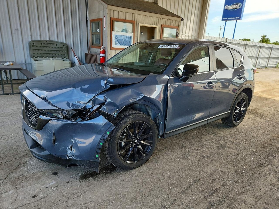 Вид 2022 MAZDA CX-5 PREFERRED, угол 1