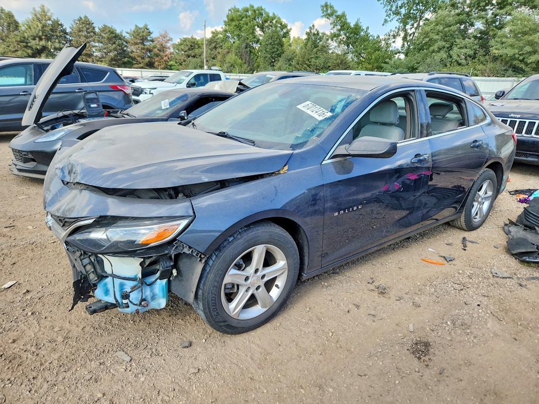 Вид 2019 CHEVROLET MALIBU LS, угол 1