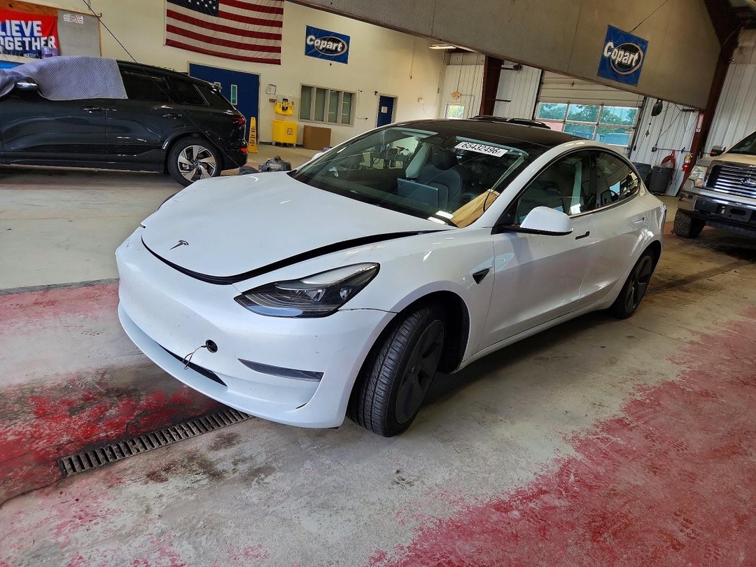 Vista de 2023 TESLA MODEL 3, ángulo 1