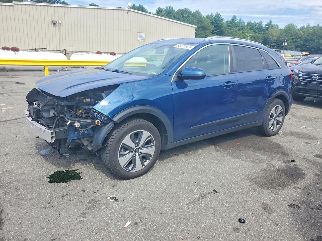 Vue de 2020 KIA NIRO LX, angle 1