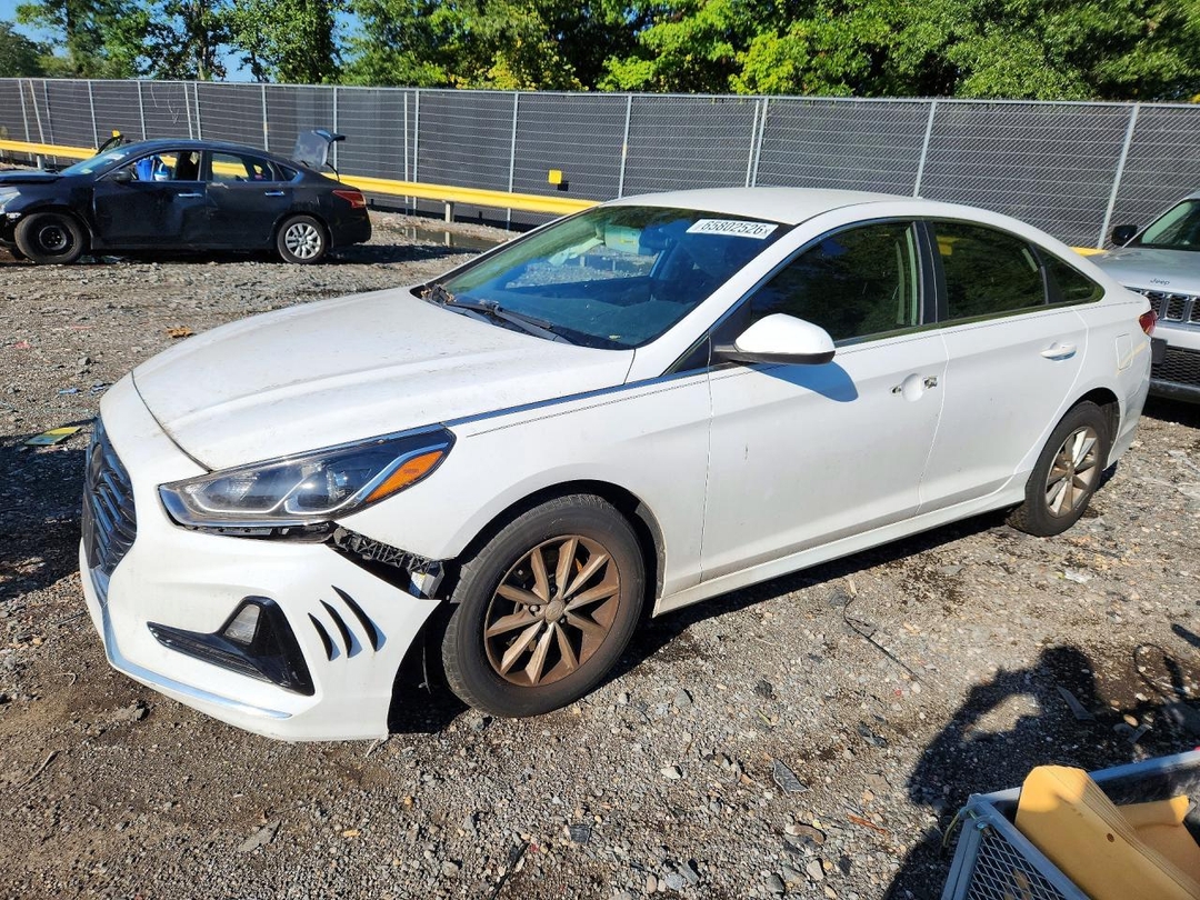 Вид 2019 HYUNDAI SONATA SE, угол 1