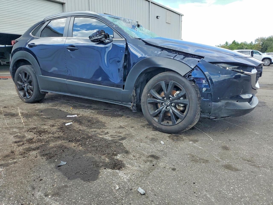Vue de 2025 MAZDA CX-30 SELECT, angle 1