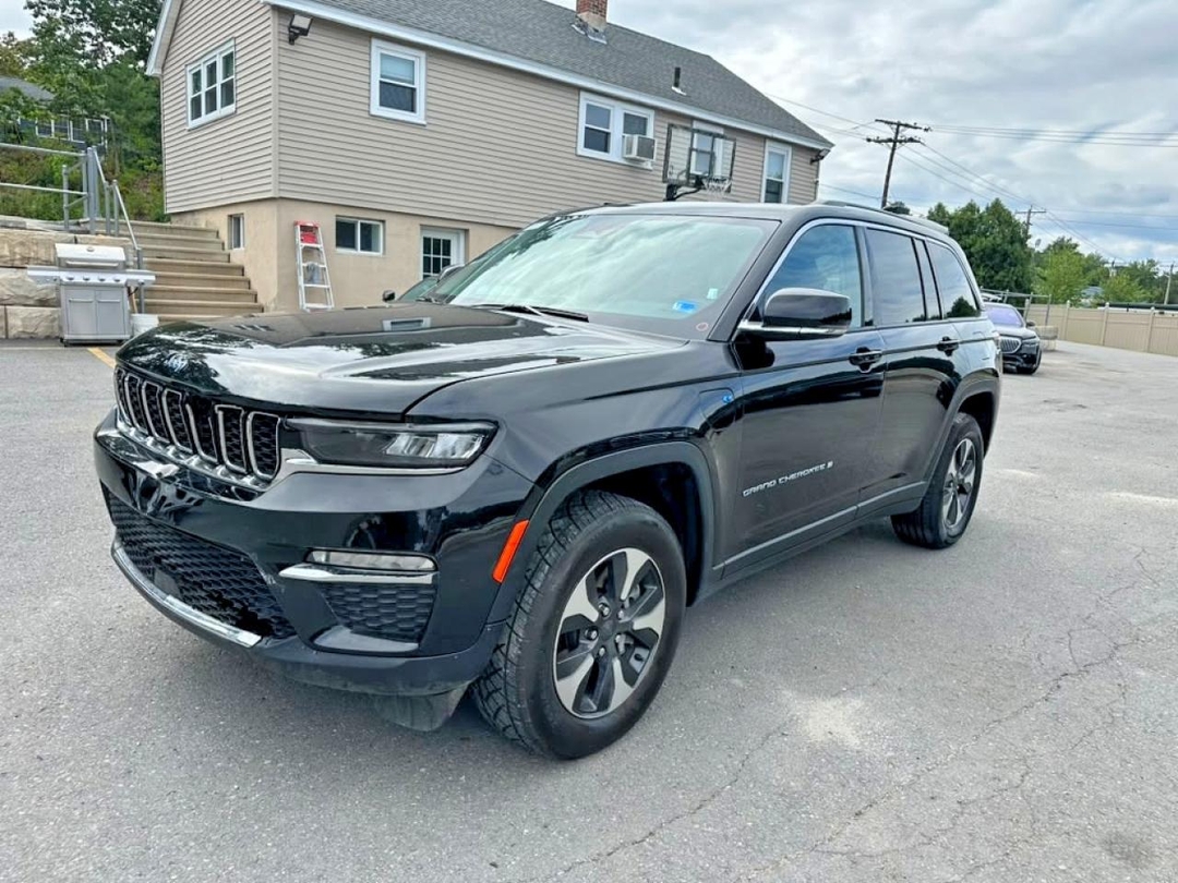 منظر 2024 JEEP GRAND CHEROKEE LIMITED 4XE، زاوية 1