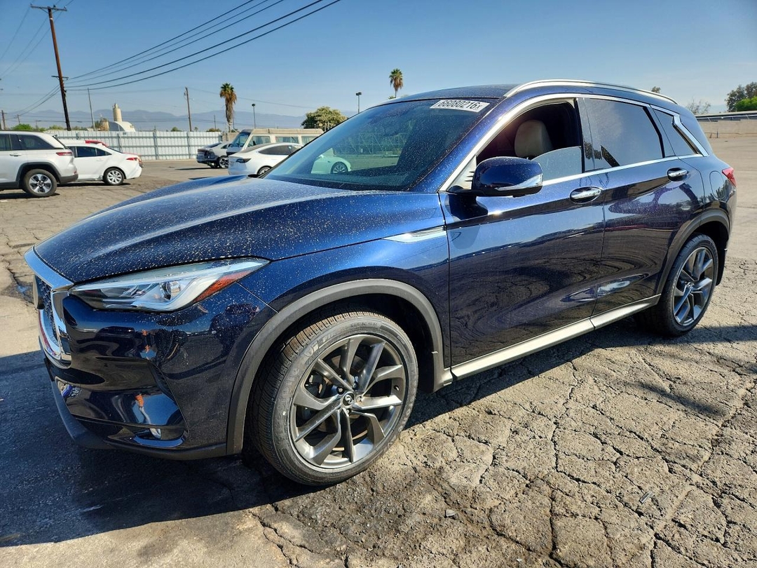 Вид 2019 INFINITI QX50 ESSENTIAL, угол 1