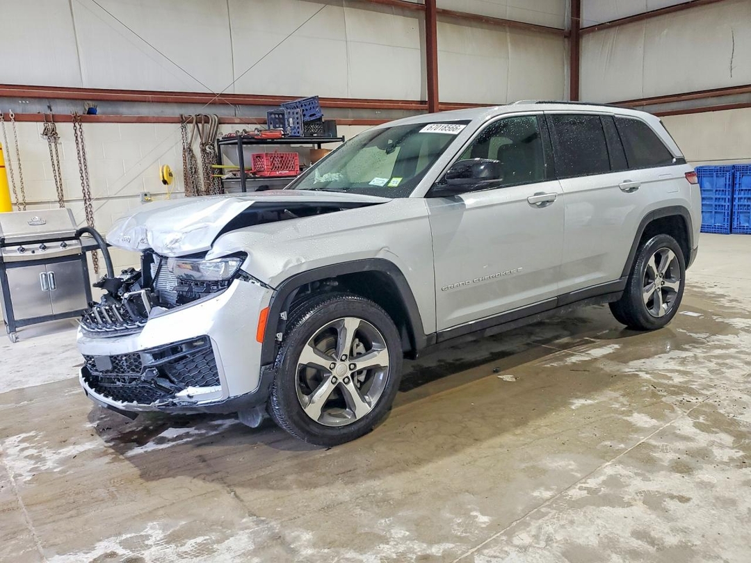 منظر 2026 JEEP GRAND CHEROKEE LIMITED، زاوية 1