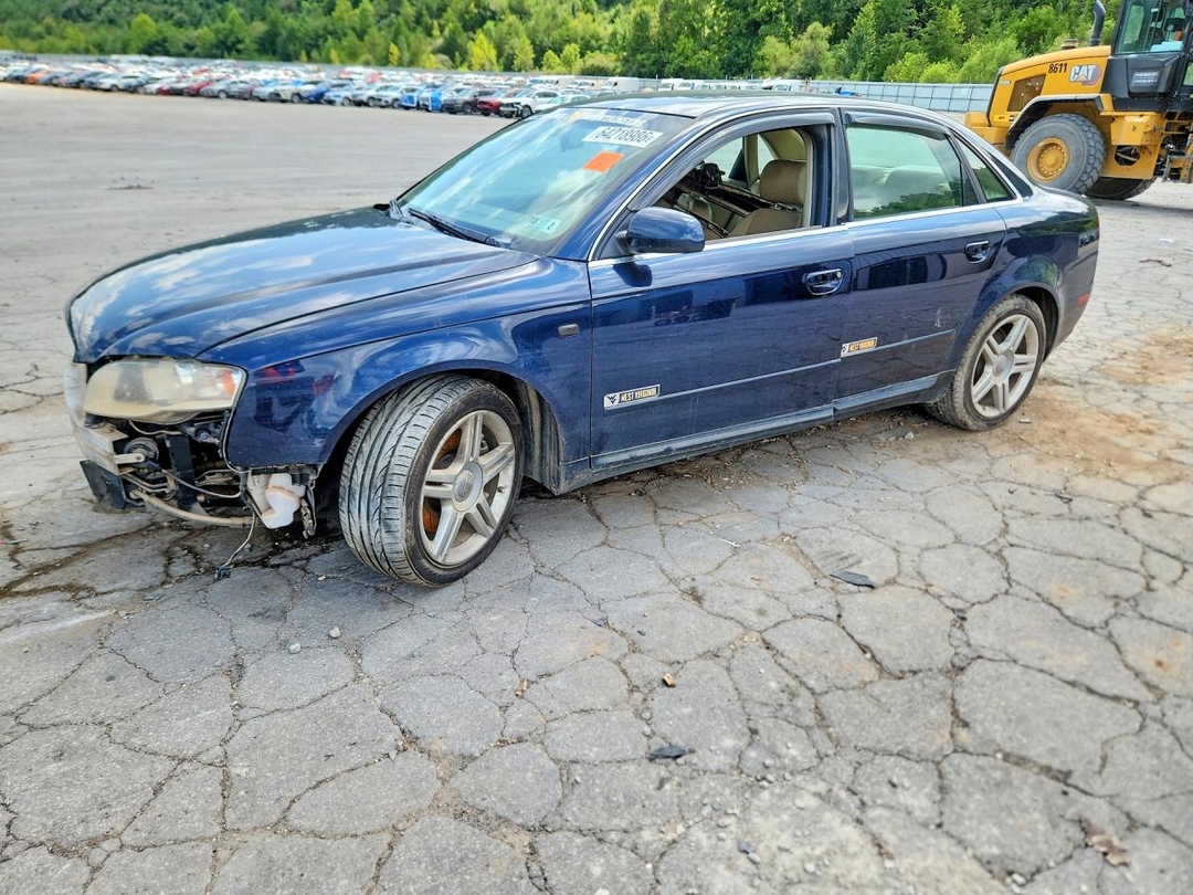 Vue de 2008 AUDI A4 2.0T QUATTRO, angle 1