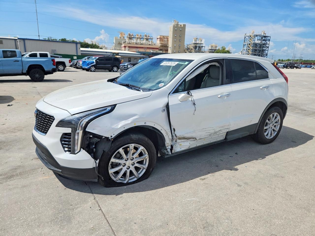 Vue de 2023 CADILLAC XT4 LUXURY, angle 1