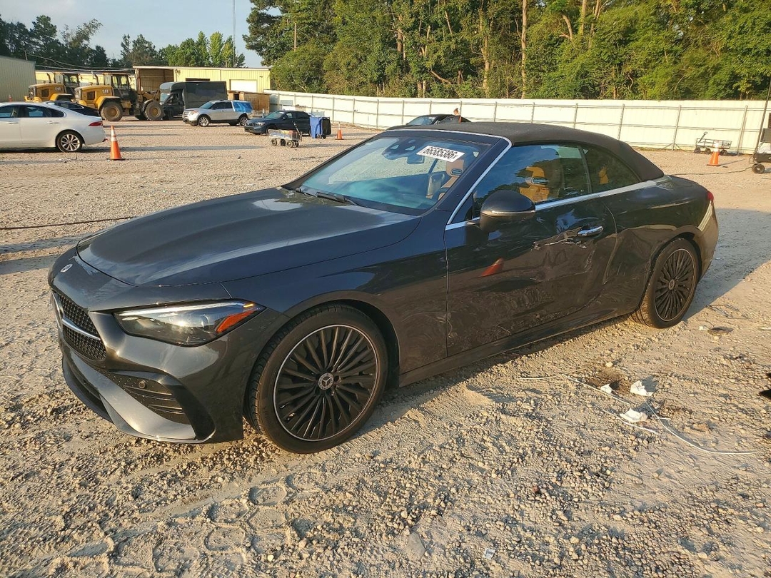 Vista de 2026 MERCEDES-BENZ CLE 450 4MATIC, ángulo 1