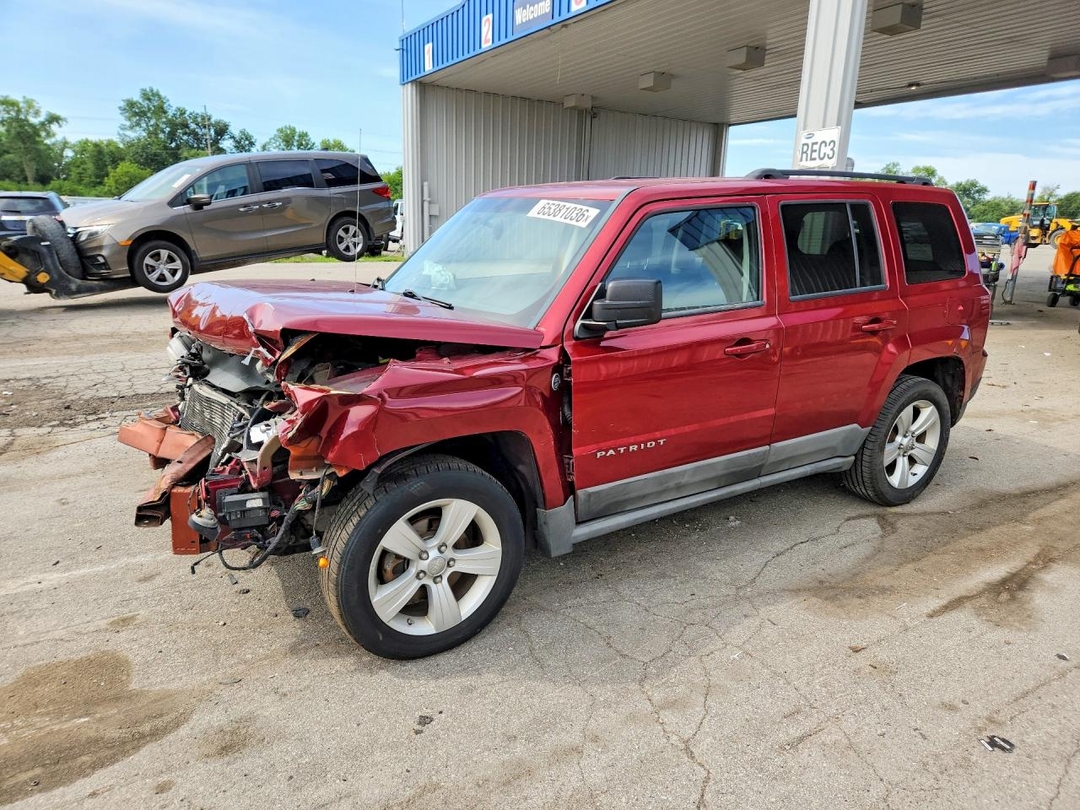 Vue de 2011 JEEP PATRIOT SPORT, angle 1