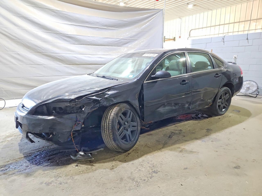 Vue de 2006 CHEVROLET IMPALA LT, angle 1