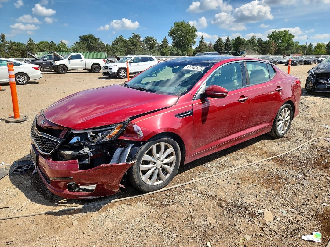 Vue de 2015 KIA OPTIMA EX, angle 1