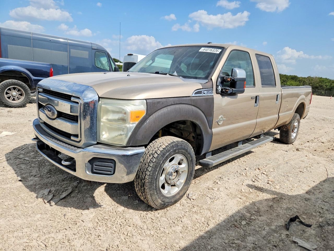 Vue de 2011 FORD F350 SUPER DUTY, angle 1