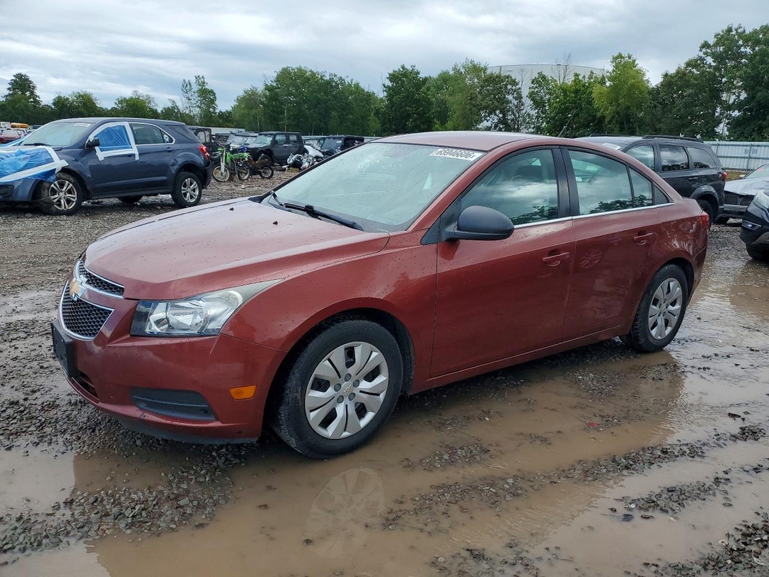 Вид 2012 CHEVROLET CRUZE LS, угол 1