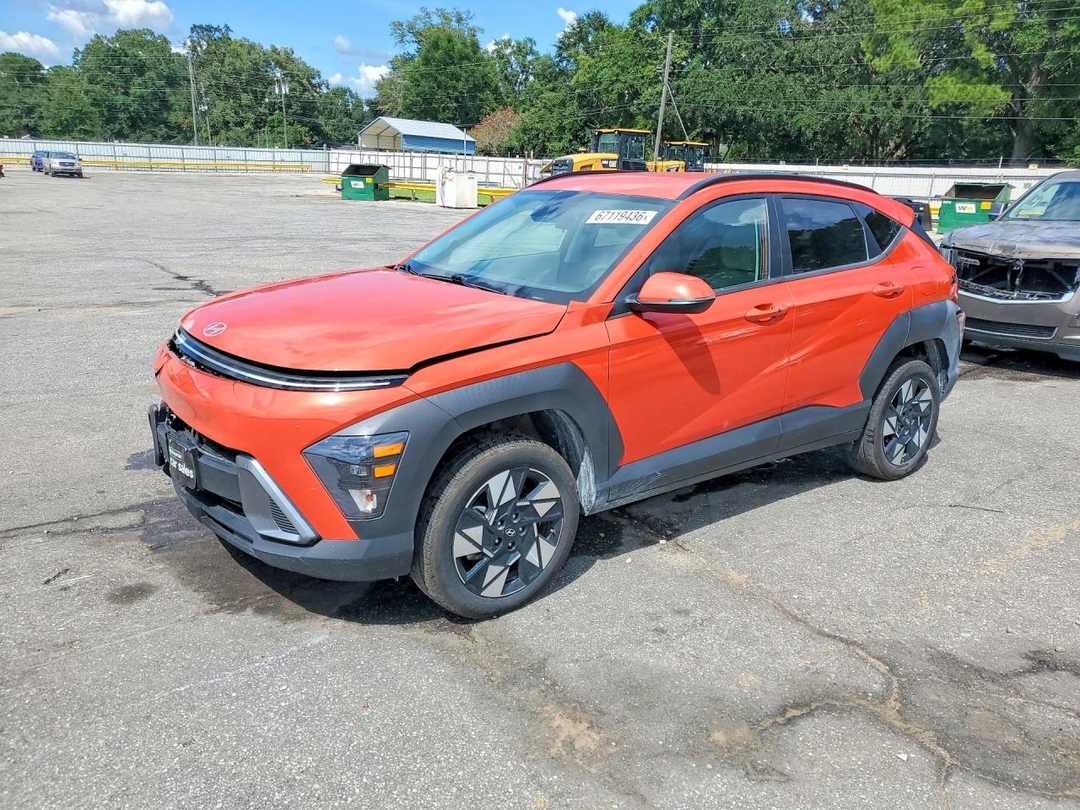Vue de 2024 HYUNDAI KONA SEL, angle 1