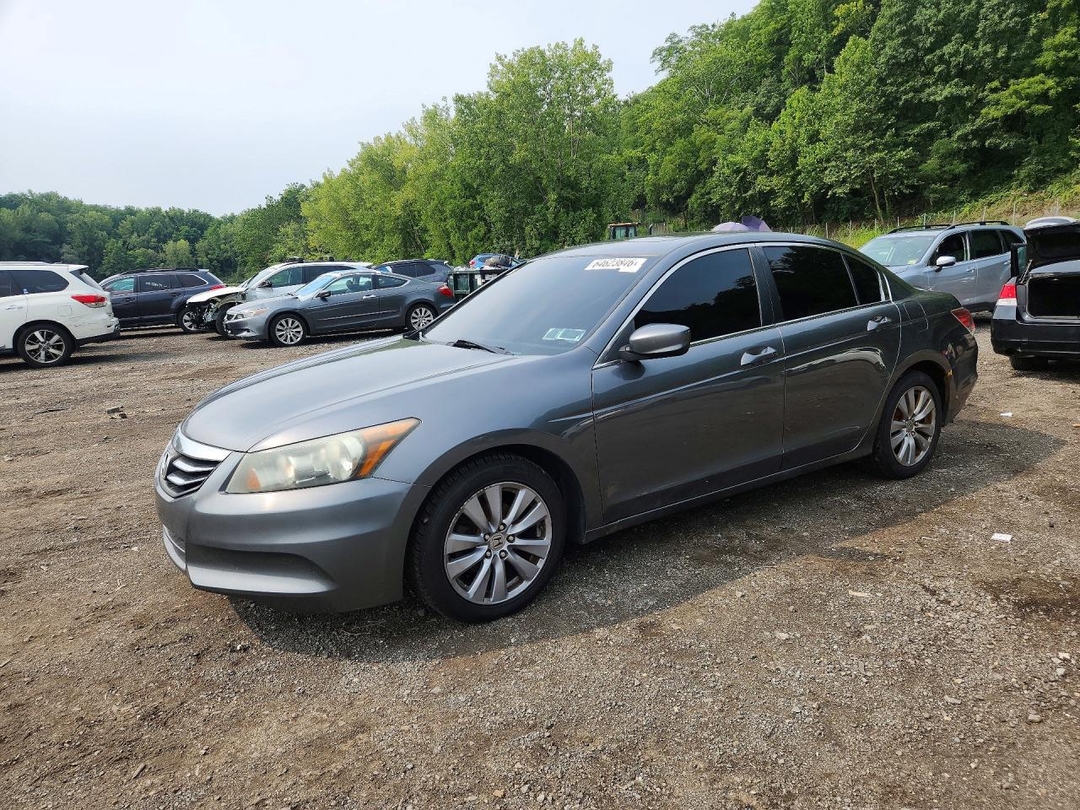 Vista de 2011 HONDA ACCORD EXL, ángulo 1