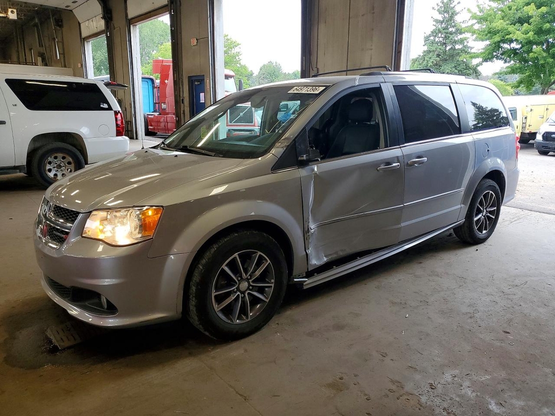 منظر 2017 DODGE GRAND CARAVAN SXT، زاوية 1