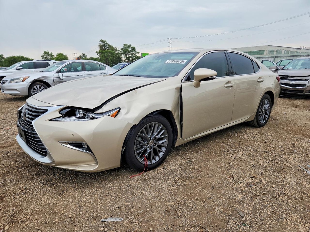 Vue de 2018 LEXUS ES 350, angle 1